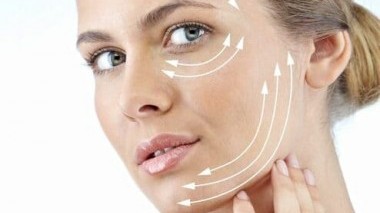 L'importanza dell'acido ialuronico nella cura quotidiana della pelle